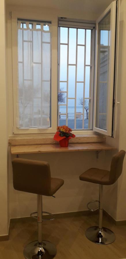 La Casina Sul Mare Villa Джовинацо Екстериор снимка